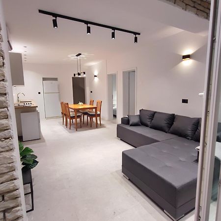 Astramaris Apartments Donji Okrug  Екстер'єр фото